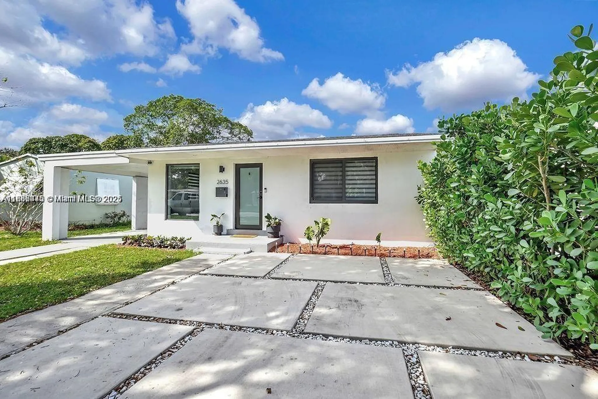 2635 Fillmore Street Hollywood FL 33020