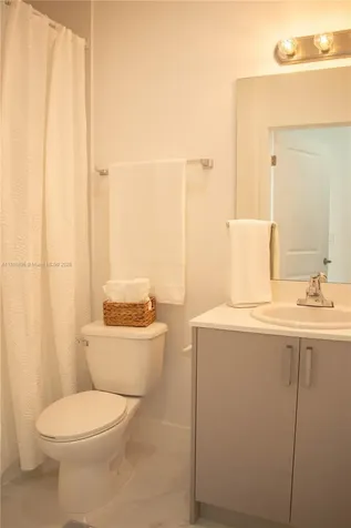 1453 W 29th Street Hialeah FL 33012