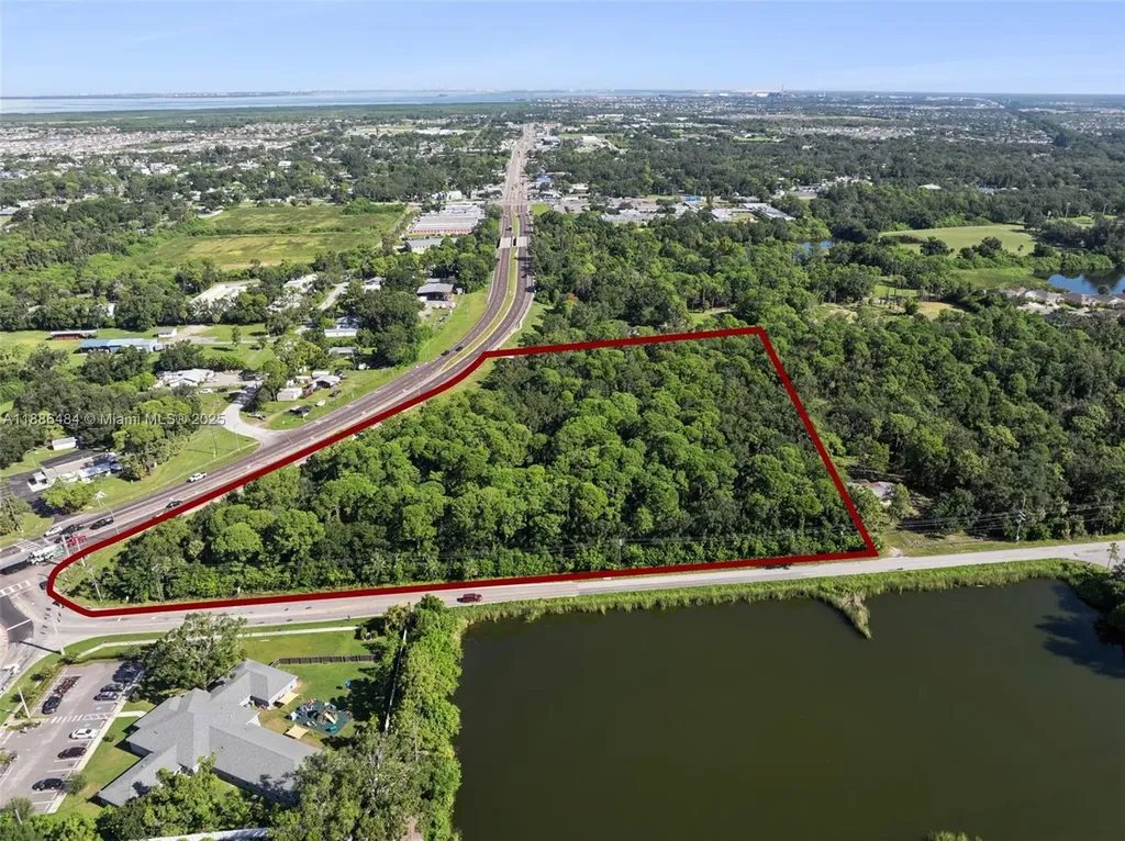 Us Highway 41 Other City - In The State Of Florida FL 33570