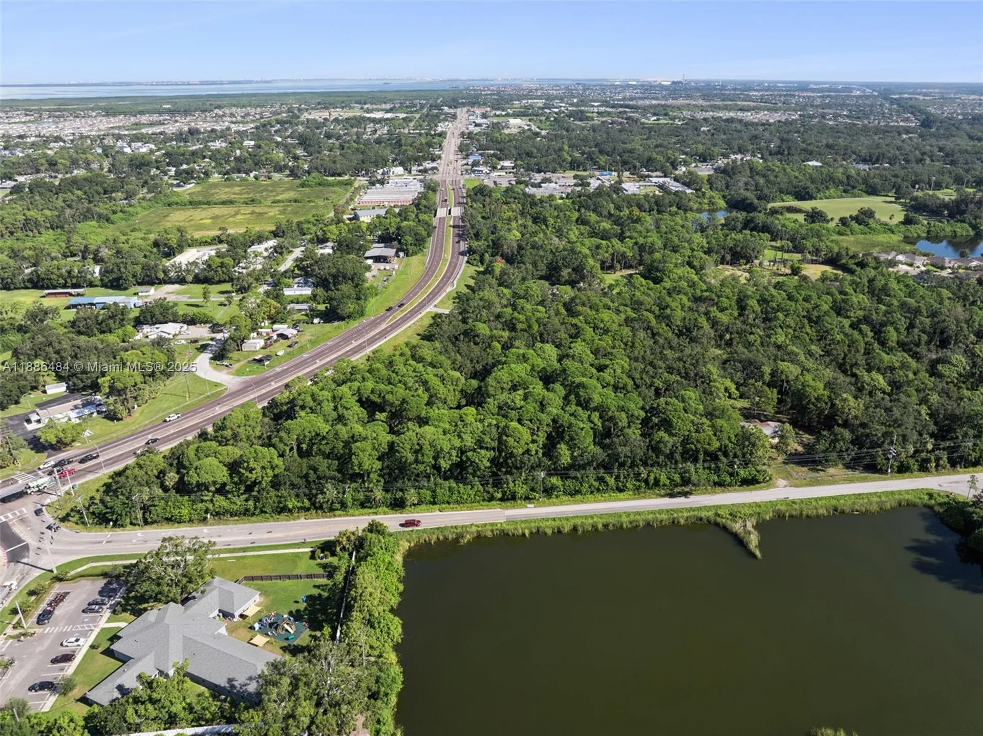 Us Highway 41 Other City - In The State Of Florida FL 33570
