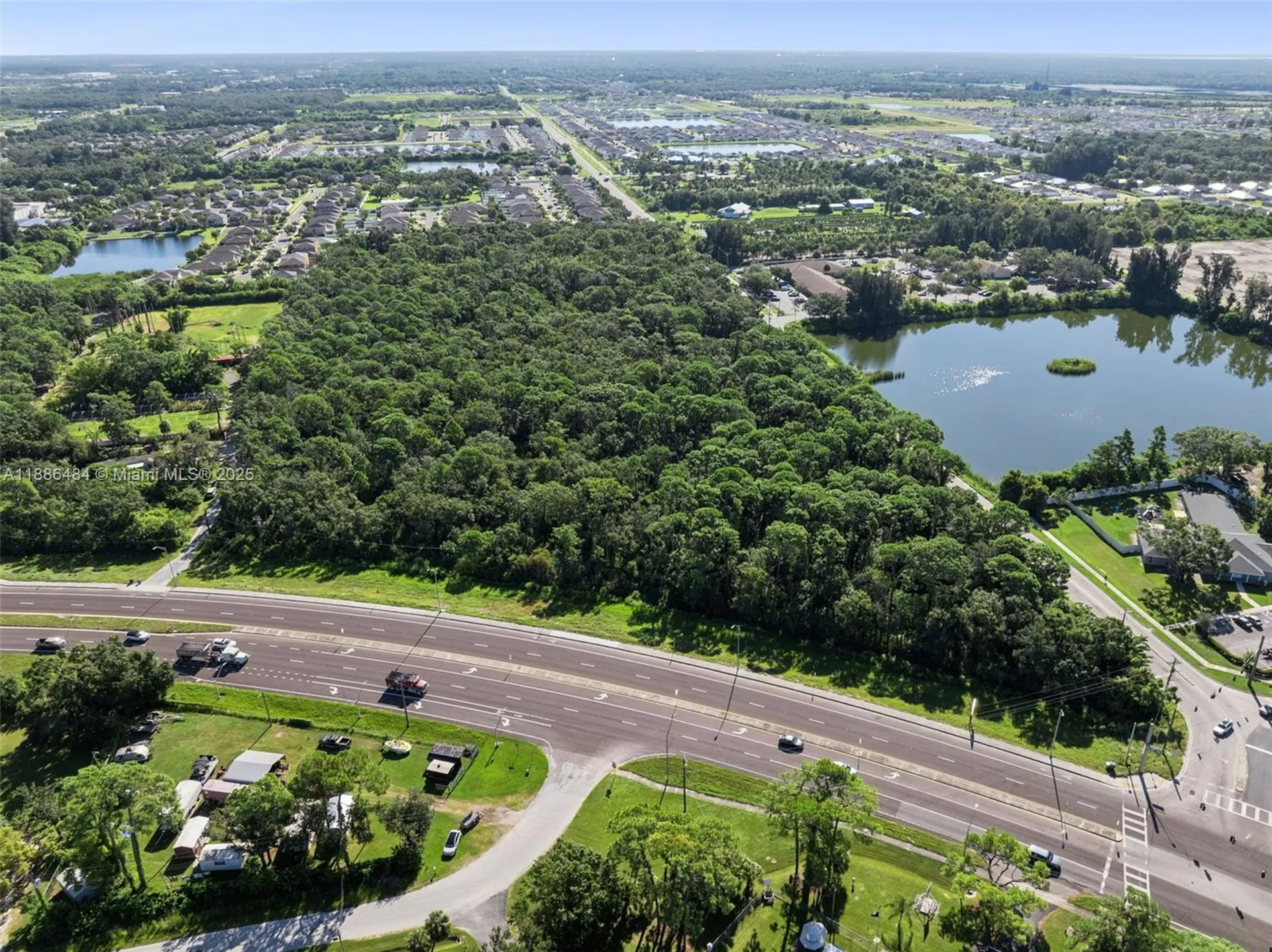 Us Highway 41 Other City - In The State Of Florida FL 33570