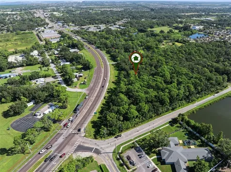 Us Highway 41 Other City - In The State Of Florida FL 33570