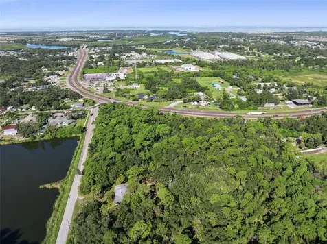 Us Highway 41 Other City - In The State Of Florida FL 33570
