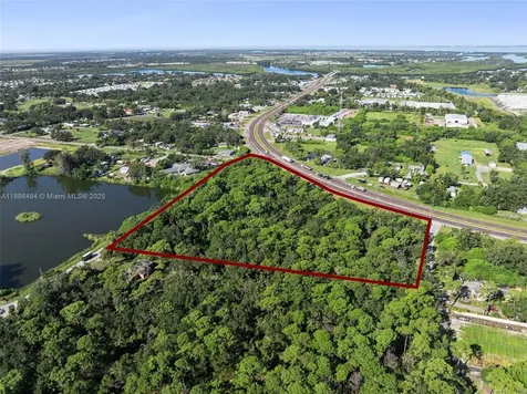 Us Highway 41 Other City - In The State Of Florida FL 33570