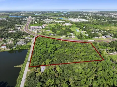 Us Highway 41 Other City - In The State Of Florida FL 33570