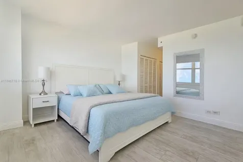 5601 Collins Avenue Miami Beach FL 33140