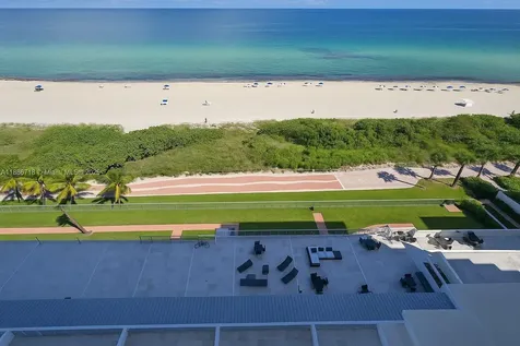 5601 Collins Avenue Miami Beach FL 33140