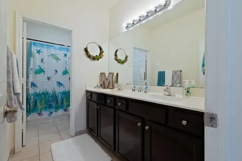 2442 NE 1st Street Homestead FL 33033