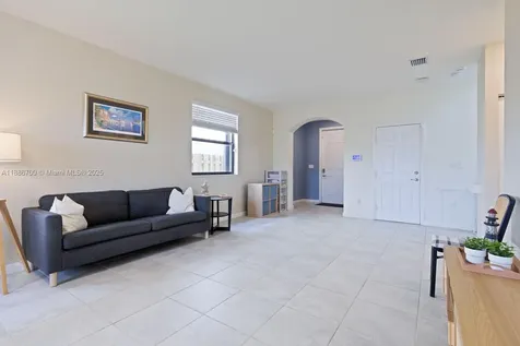 2442 NE 1st Street Homestead FL 33033