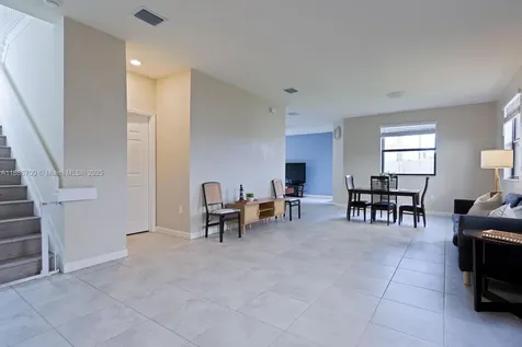 2442 NE 1st Street Homestead FL 33033