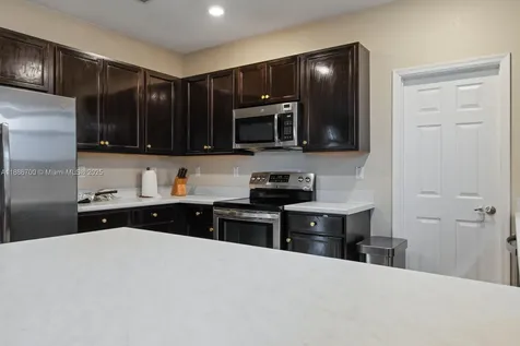 2442 NE 1st Street Homestead FL 33033
