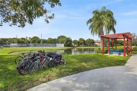 663 Vista Isles Drive Sunrise FL 33325