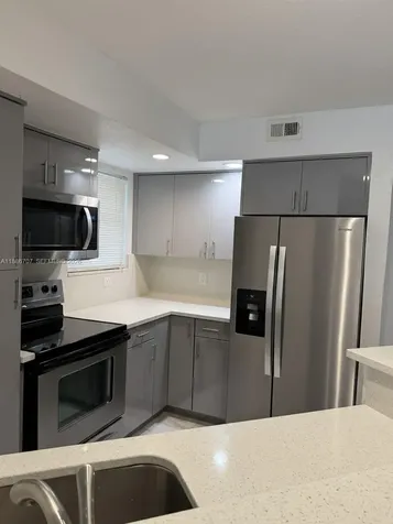 663 Vista Isles Drive Sunrise FL 33325