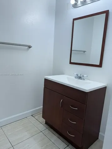 663 Vista Isles Drive Sunrise FL 33325