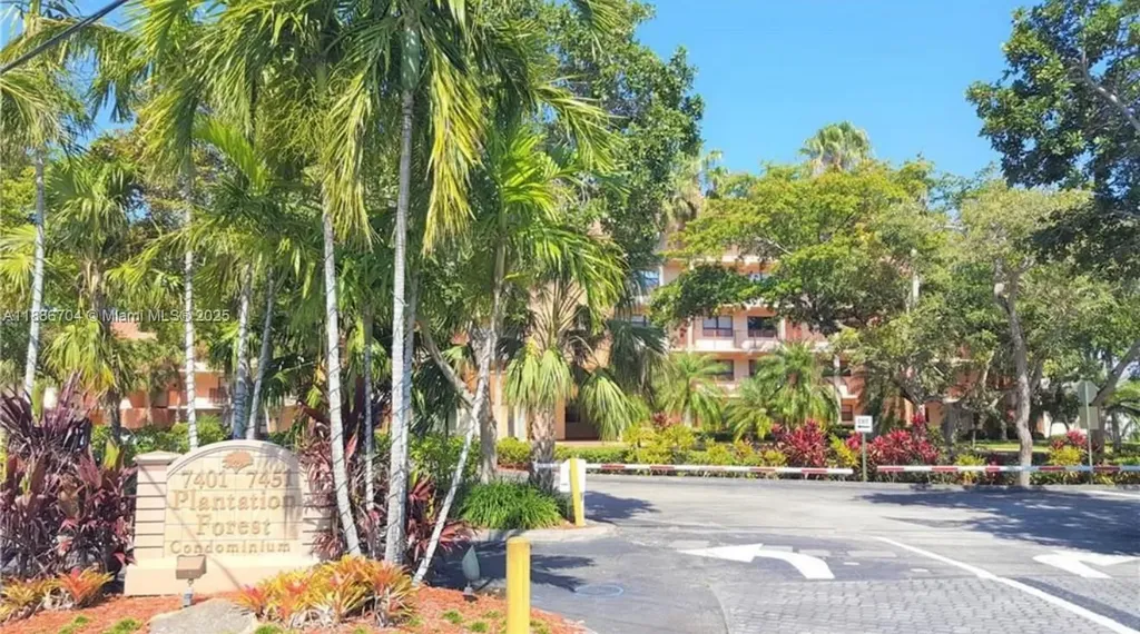 7451 NW 16th Street Plantation FL 33313