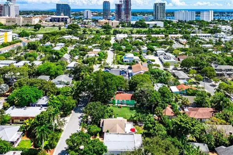 728 Newark Street West Palm Beach FL 33401