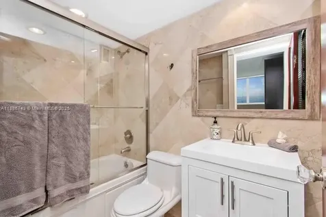 3901 S Ocean Drive Hollywood FL 33019
