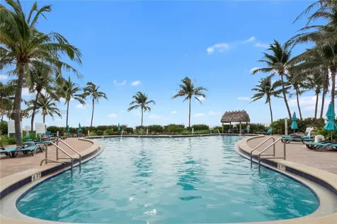 3901 S Ocean Drive Hollywood FL 33019