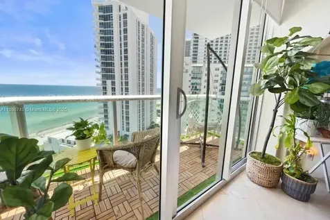 3901 S Ocean Drive Hollywood FL 33019