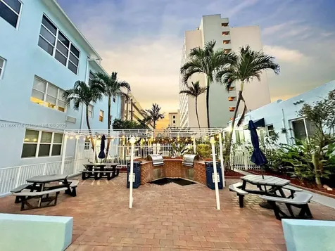 315 Van Buren Street Hollywood FL 33019