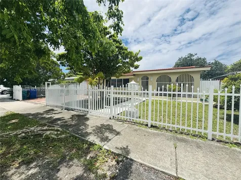 3915 NW 4th Terrace Miami FL 33126
