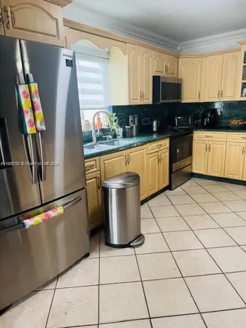 3915 NW 4th Terrace Miami FL 33126