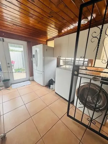 3915 NW 4th Terrace Miami FL 33126