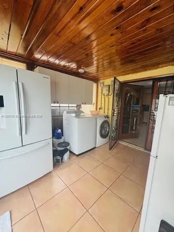 3915 NW 4th Terrace Miami FL 33126