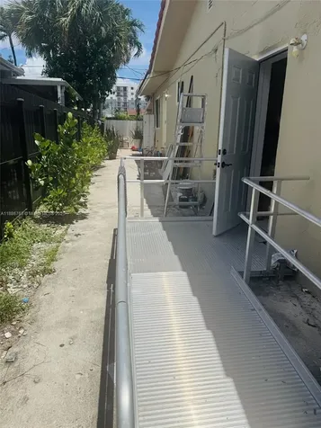 3915 NW 4th Terrace Miami FL 33126