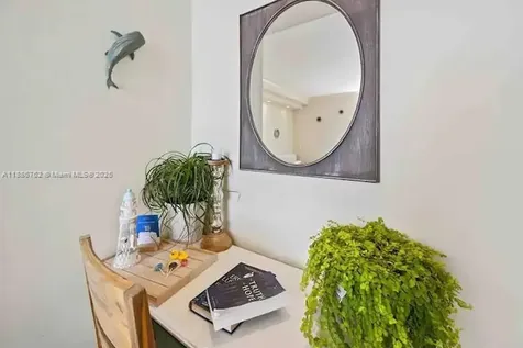 3901 S Ocean Drive Hollywood FL 33019