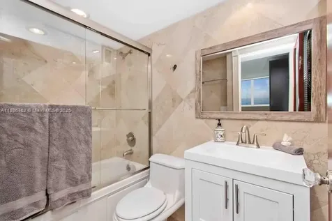 3901 S Ocean Drive Hollywood FL 33019