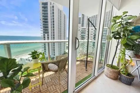 3901 S Ocean Drive Hollywood FL 33019