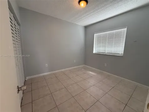 1089 SE 13th Terrace Homestead FL 33035
