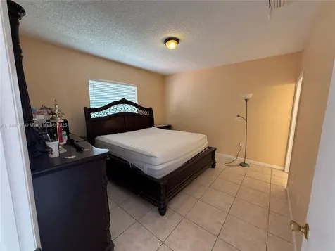 1089 SE 13th Terrace Homestead FL 33035