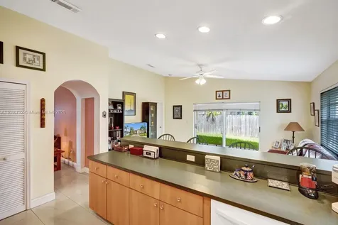 16451 SW 98th Terrace Miami FL 33196