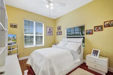 16451 SW 98th Terrace Miami FL 33196