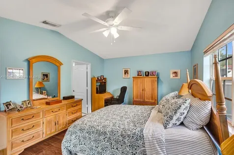 16451 SW 98th Terrace Miami FL 33196