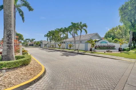 16451 SW 98th Terrace Miami FL 33196