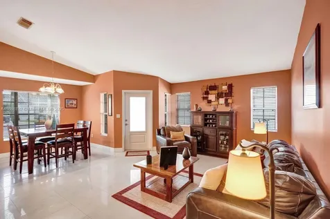 16451 SW 98th Terrace Miami FL 33196