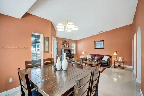 16451 SW 98th Terrace Miami FL 33196