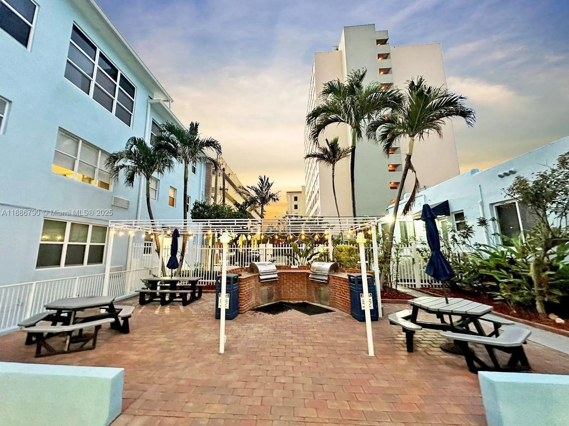 315 Van Buren Street Hollywood FL 33019