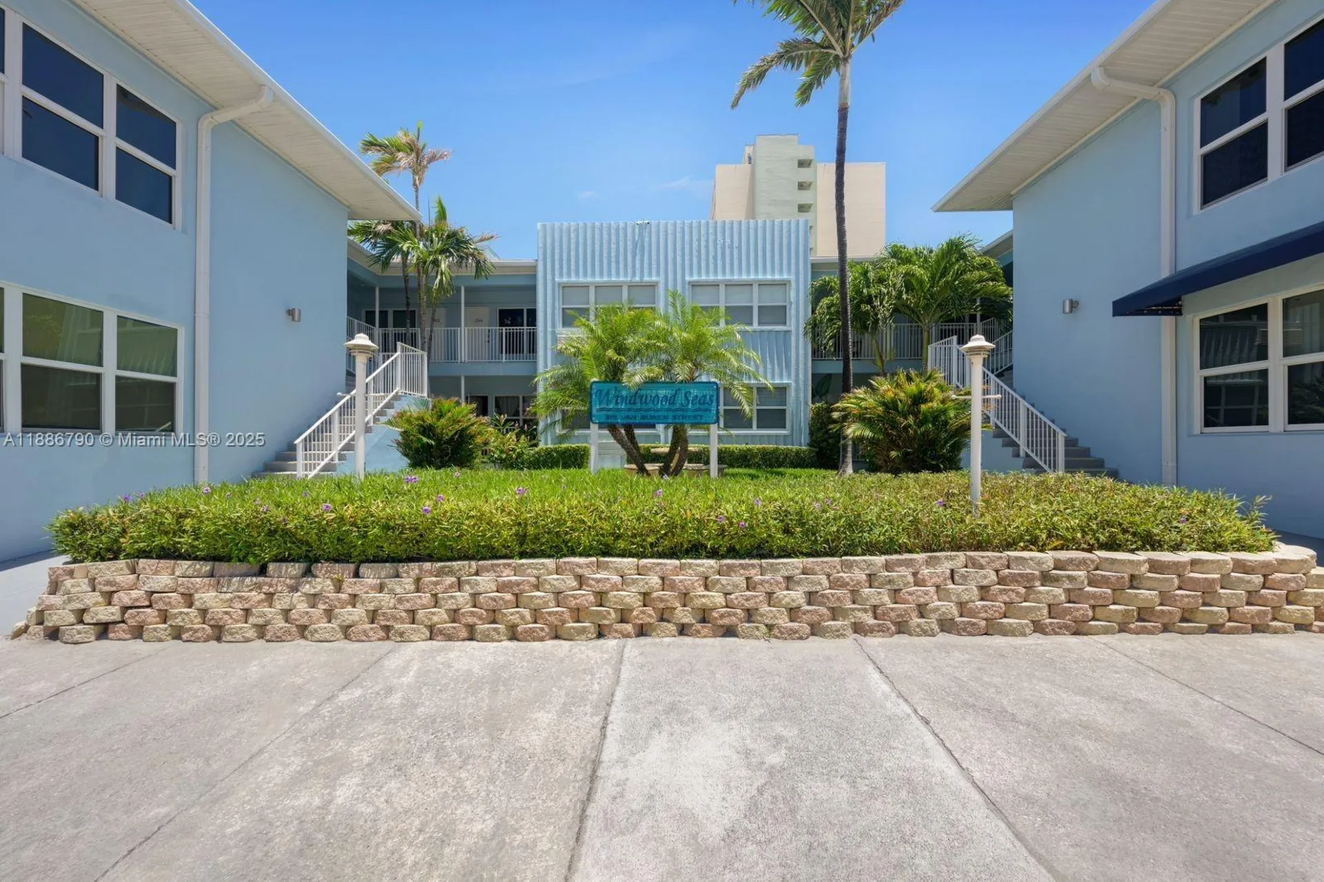 315 Van Buren Street Hollywood FL 33019