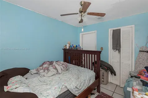 807 NW 109th Street Miami FL 33168