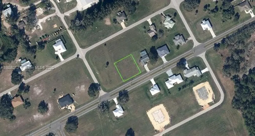 3033 Duane Palmer Boulevard Sebring FL 33876