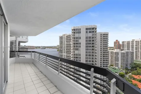 19195 Mystic Pointe Drive Aventura FL 33180