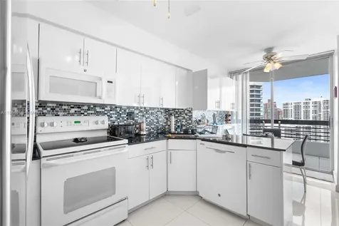 19195 Mystic Pointe Drive Aventura FL 33180