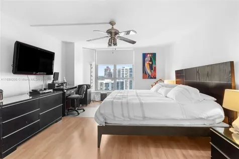 19195 Mystic Pointe Drive Aventura FL 33180