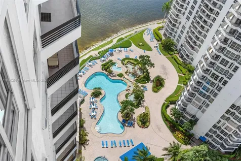 19195 Mystic Pointe Drive Aventura FL 33180