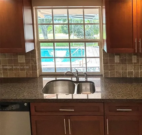 6520 SW 20th Street Plantation FL 33317