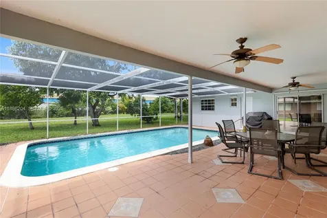 6520 SW 20th Street Plantation FL 33317
